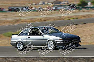 media/Oct-01-2022-Team Topak Racing (Sat) [[f860fb51be]]/2-Inter Low 2/session 1 turn 3/